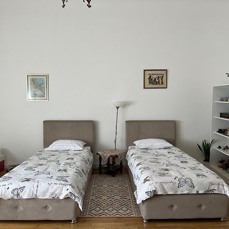 The Best Location Salon Apartment With Main Street View SJJ Extérieur photo