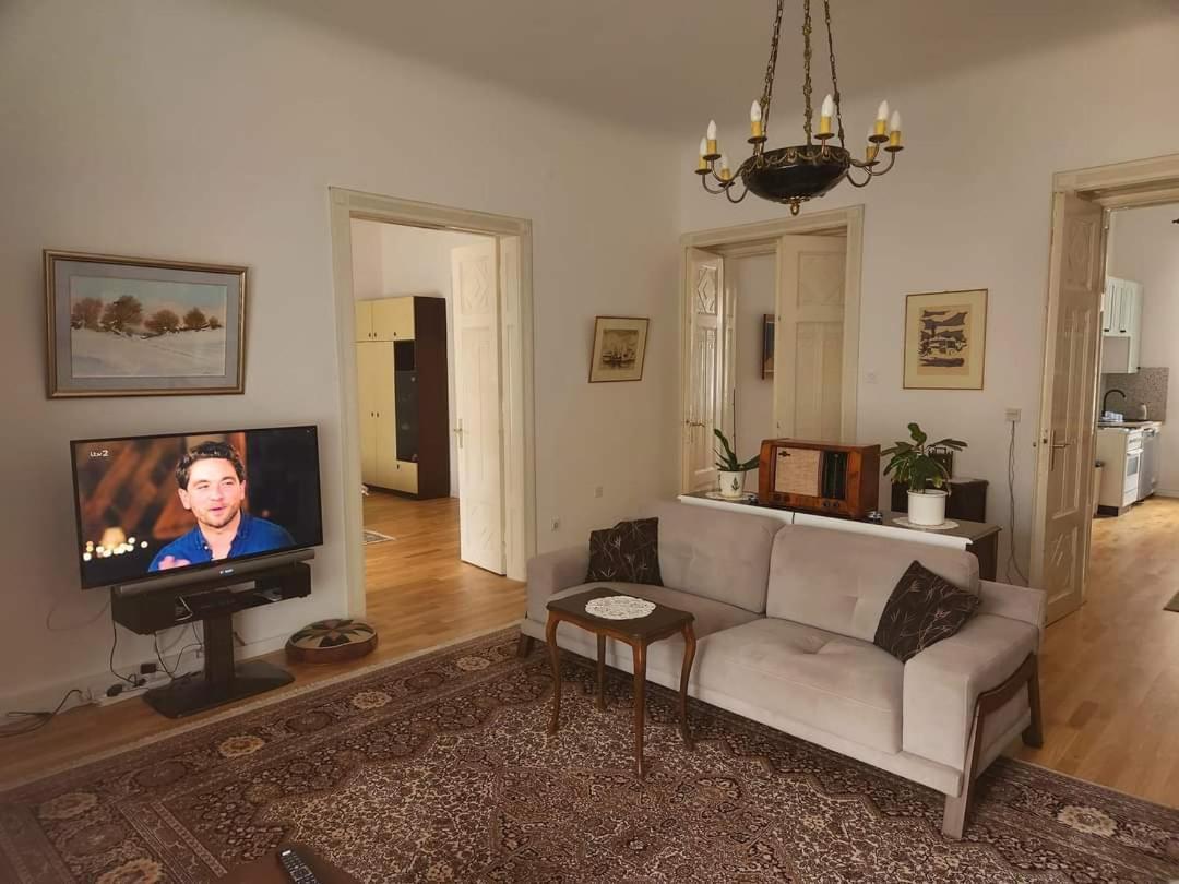 The Best Location Salon Apartment With Main Street View SJJ Extérieur photo