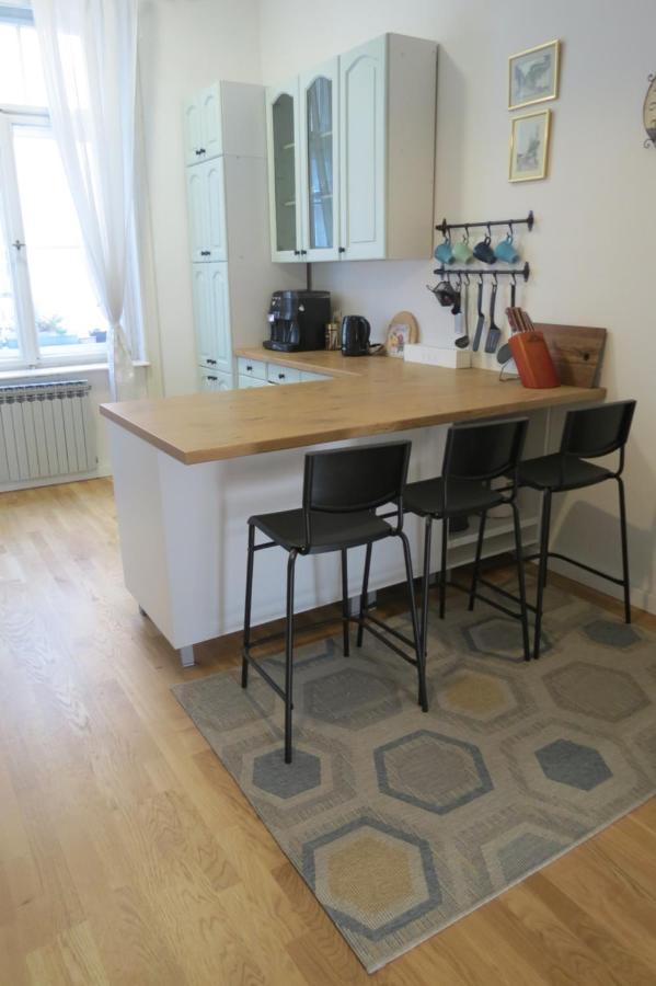 The Best Location Salon Apartment With Main Street View SJJ Extérieur photo